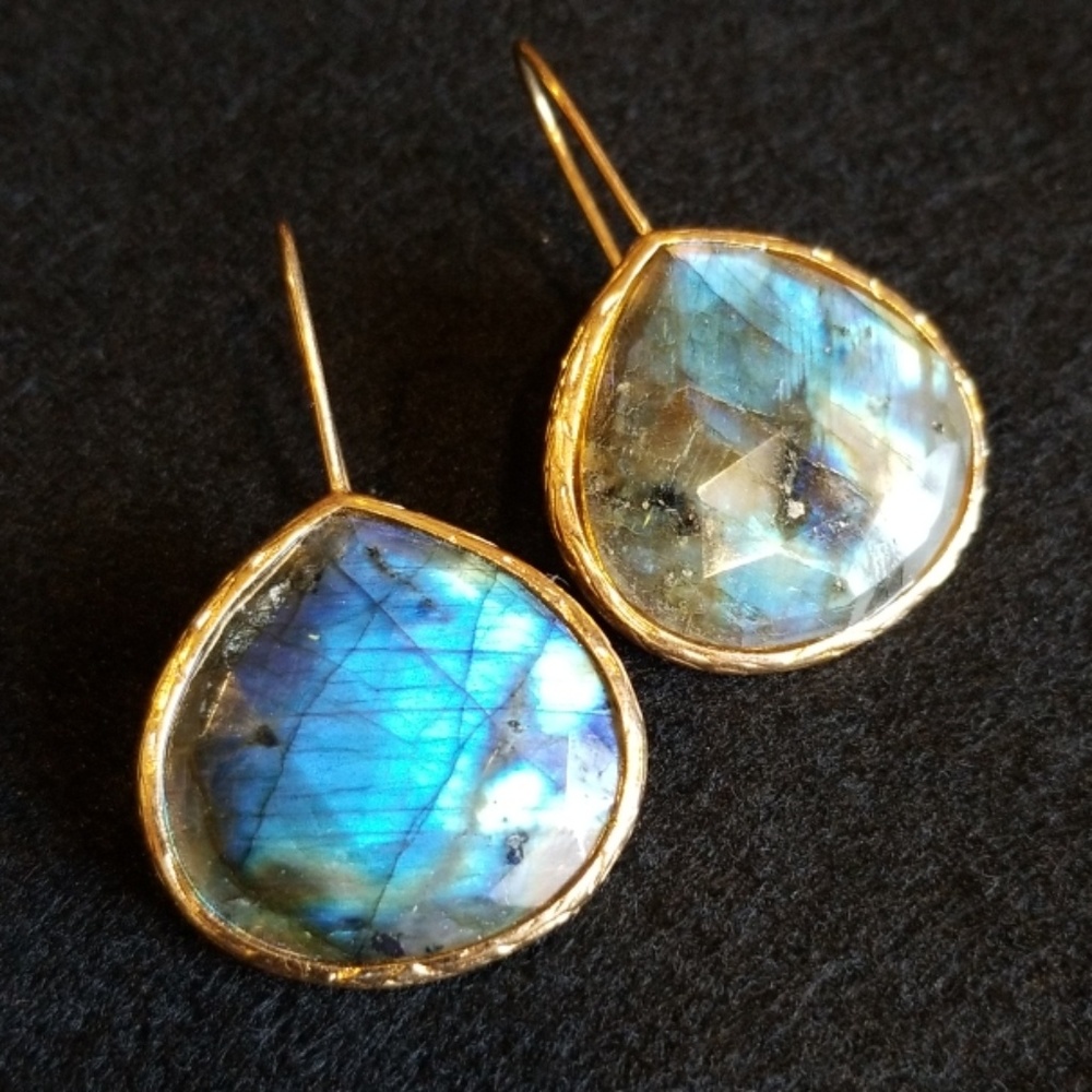Cleets Faceted Labratorite Earings